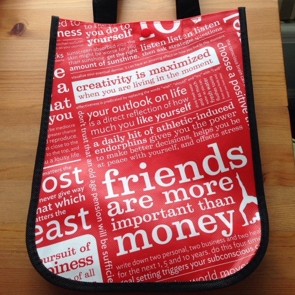 Lululemon bag- BRAND NEW NEVER USED